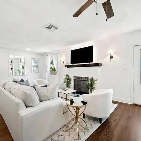 Cozy West Palm Beach Home L 10Min To Municipal Beach And More!